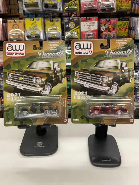 Autoworld DiecastZ Exclusive 1978 Chevy Cheyenne C10 Chase and Regular