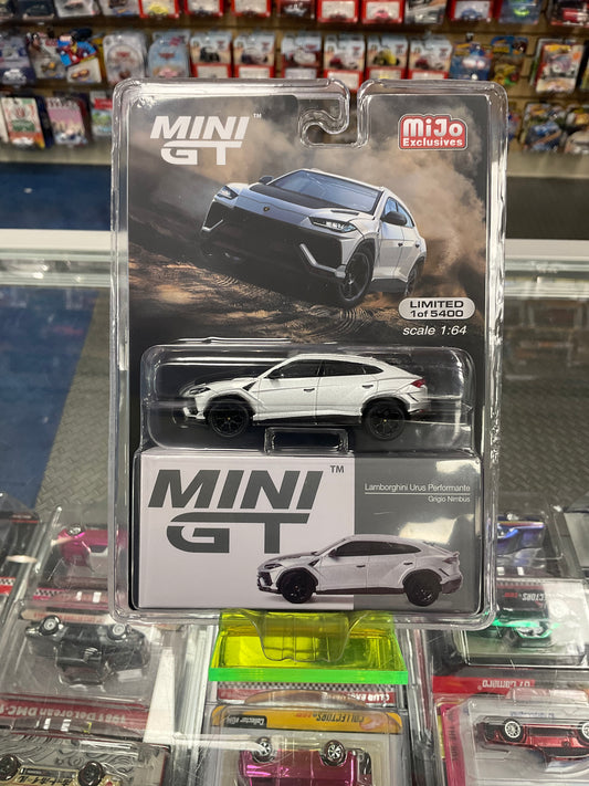 MiniGT 747 Lamborghini Urus Performante Grigio Nimbus