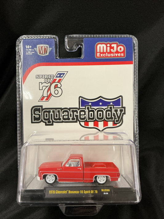 M2 Machines 1976 Chevrolet Silverado Bonanza-10 SPIRIT 76 Squarebody chase
