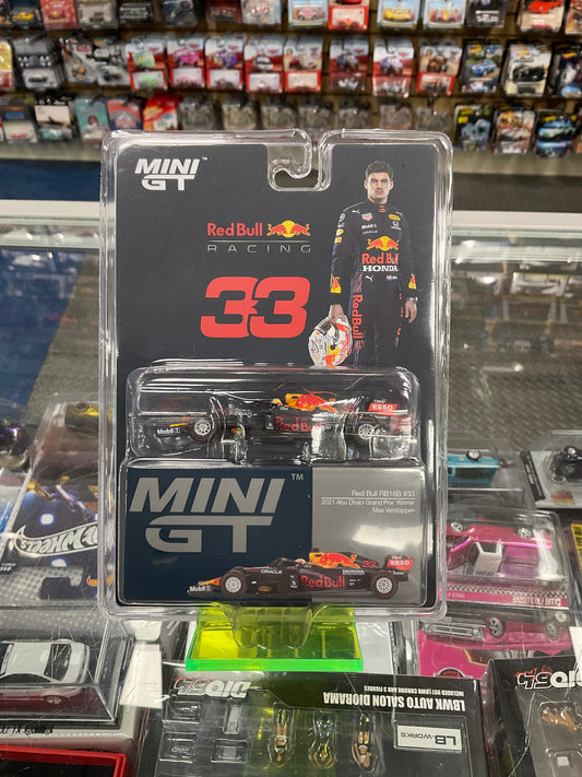 MiniGT 835 Red Bull RB16B #33 2021 Abu Dhabi Grand Prix Winner Max Verstappen