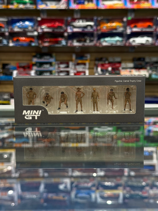 MiniGT Figurine: Camel Trophy Crew