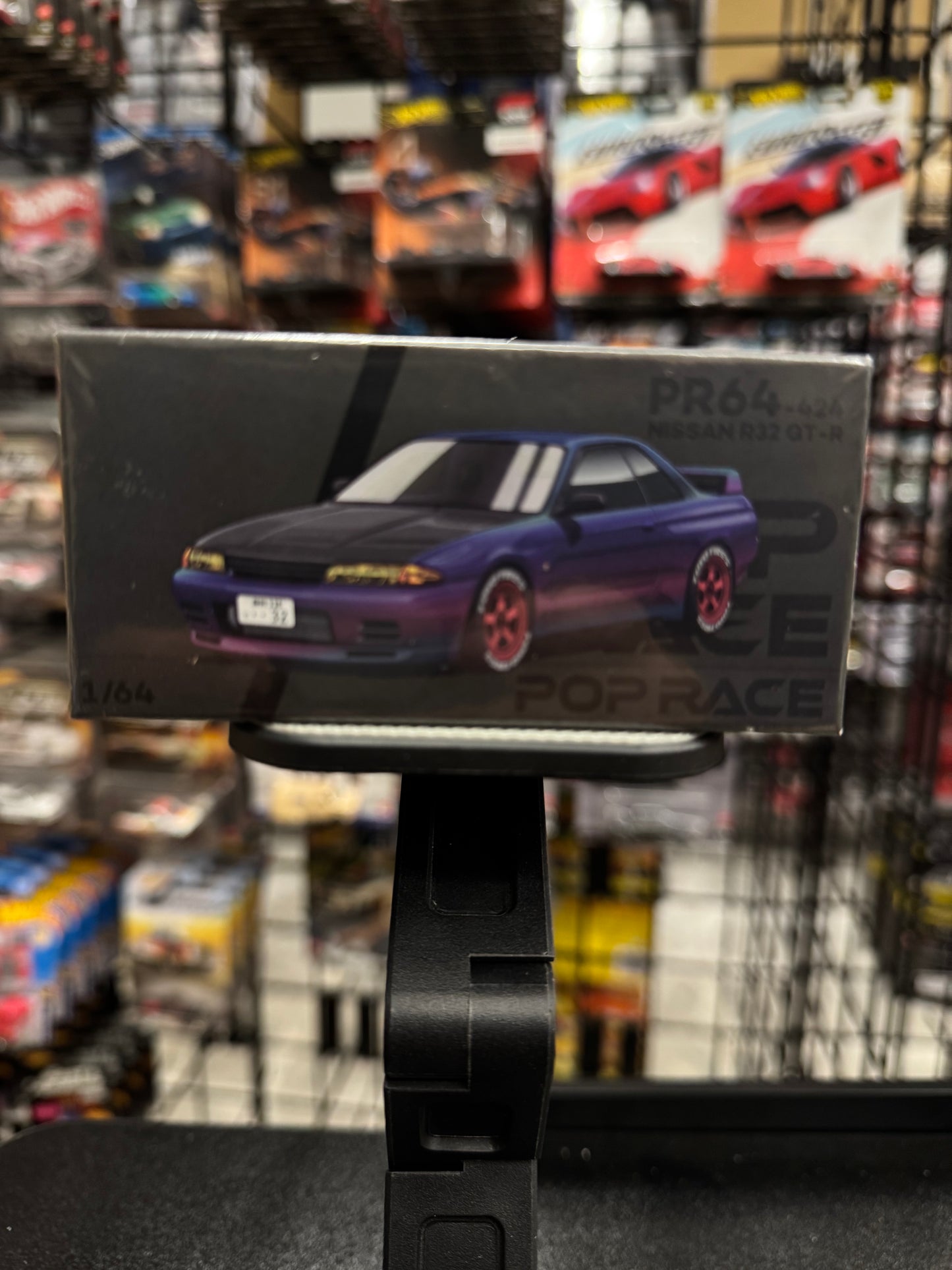 Pop Race 424 Nissan R32 GT-R