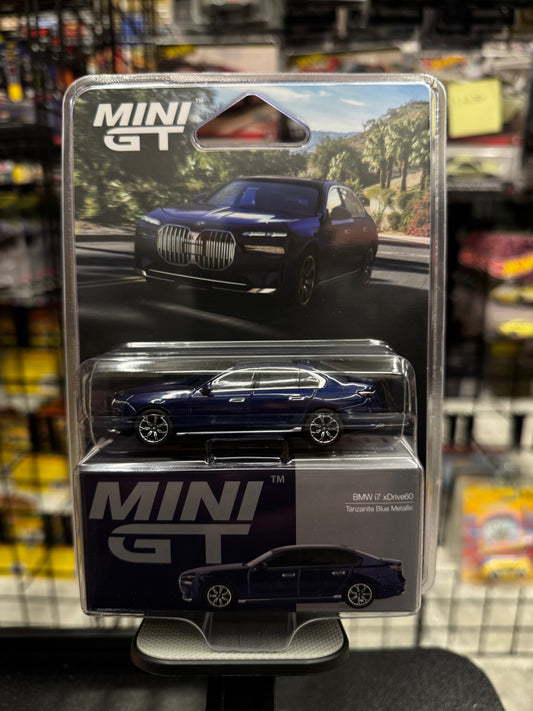 Mini GT 1111 BMW i7 xDrive60 Tanzanite Blue Metallic