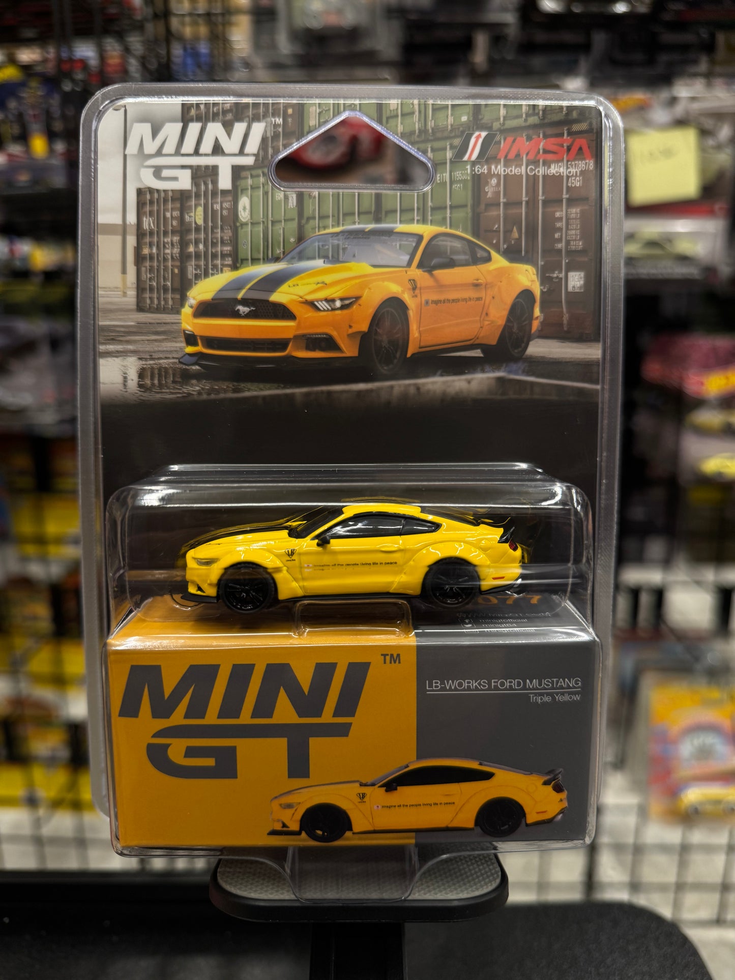 Mini GT 1077 LB-WORKS FORD MUSTANG Triple Yellow
