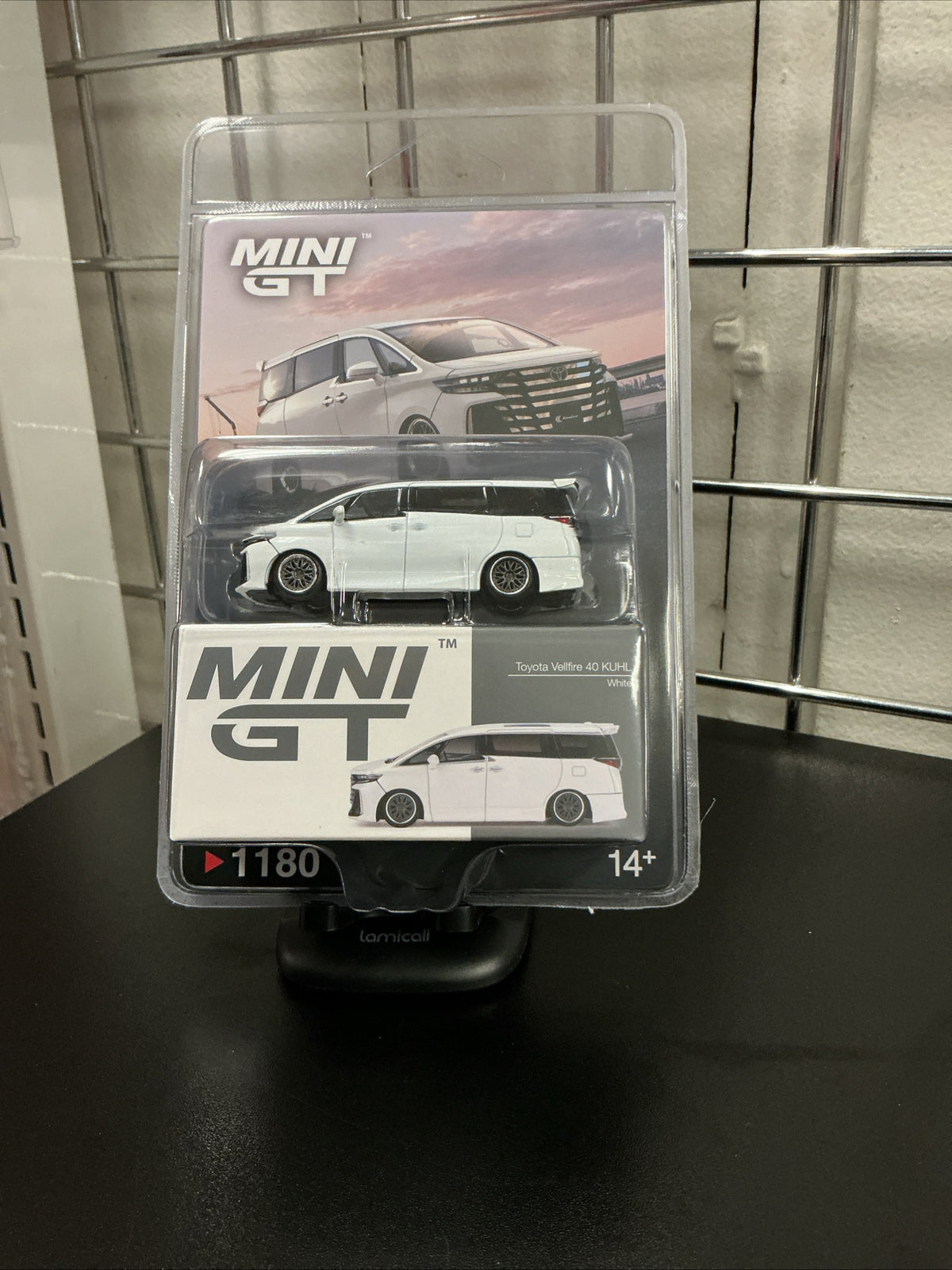MINI GT TOYOTA VELLFIRE 40 KUHL