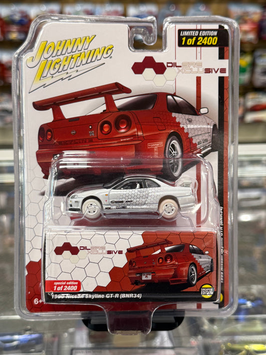 Johnny Lightning 1999 Nissan Skyline GTR (BNR34) Chase