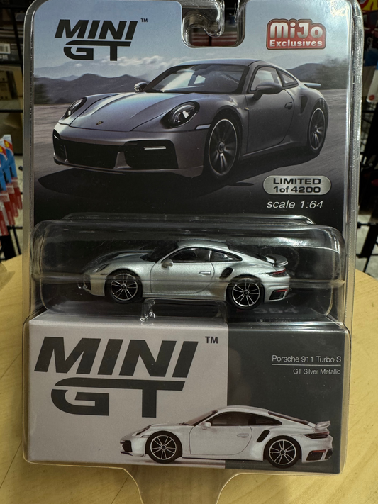 MiniGT #354 Porsche 911 Turbo S
