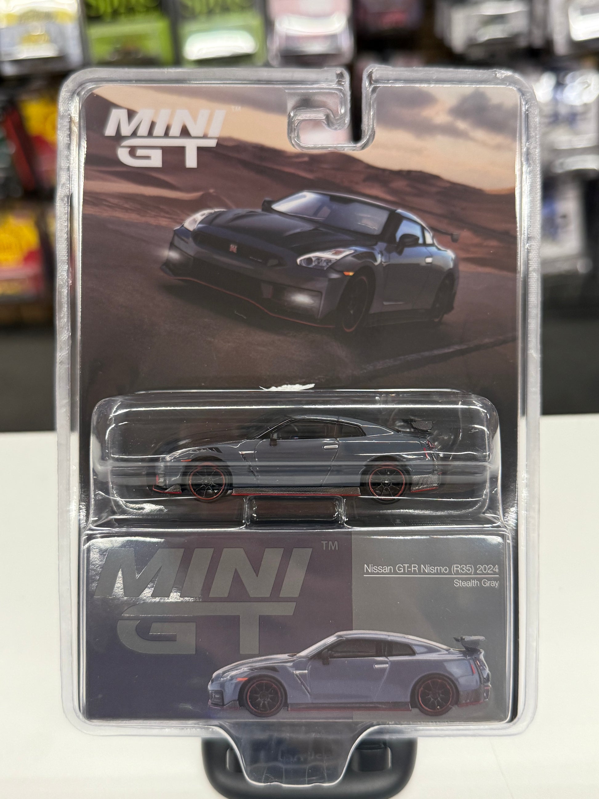 Mini GT 868 Nissan GT-R Nismo (R35) 2024 Stealth Gray – Diecastz Mini GT 868 Nissan GT-R Nismo (R35) 2024 Stealth Gray – Diecastz