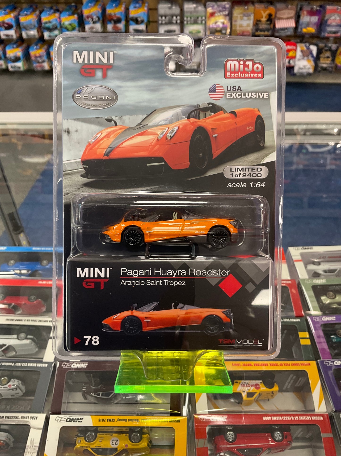 MiniGT 78 Pagani Huayra Roadster Arancio Saint Tropez