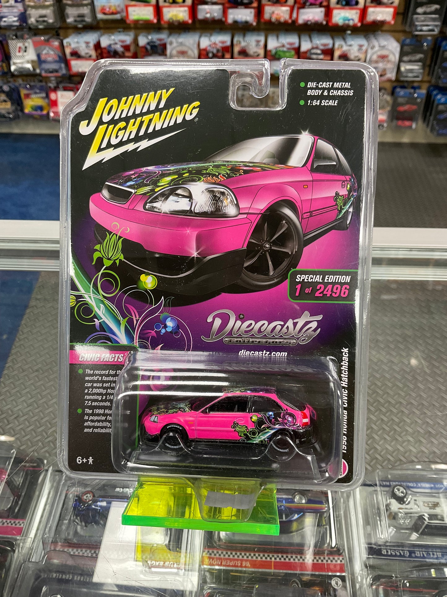 Johnny Lightning DiecastZ Exclusive 1998 Honda Civic Hatchback Pink Chase and Regular Diecastz Exclusive