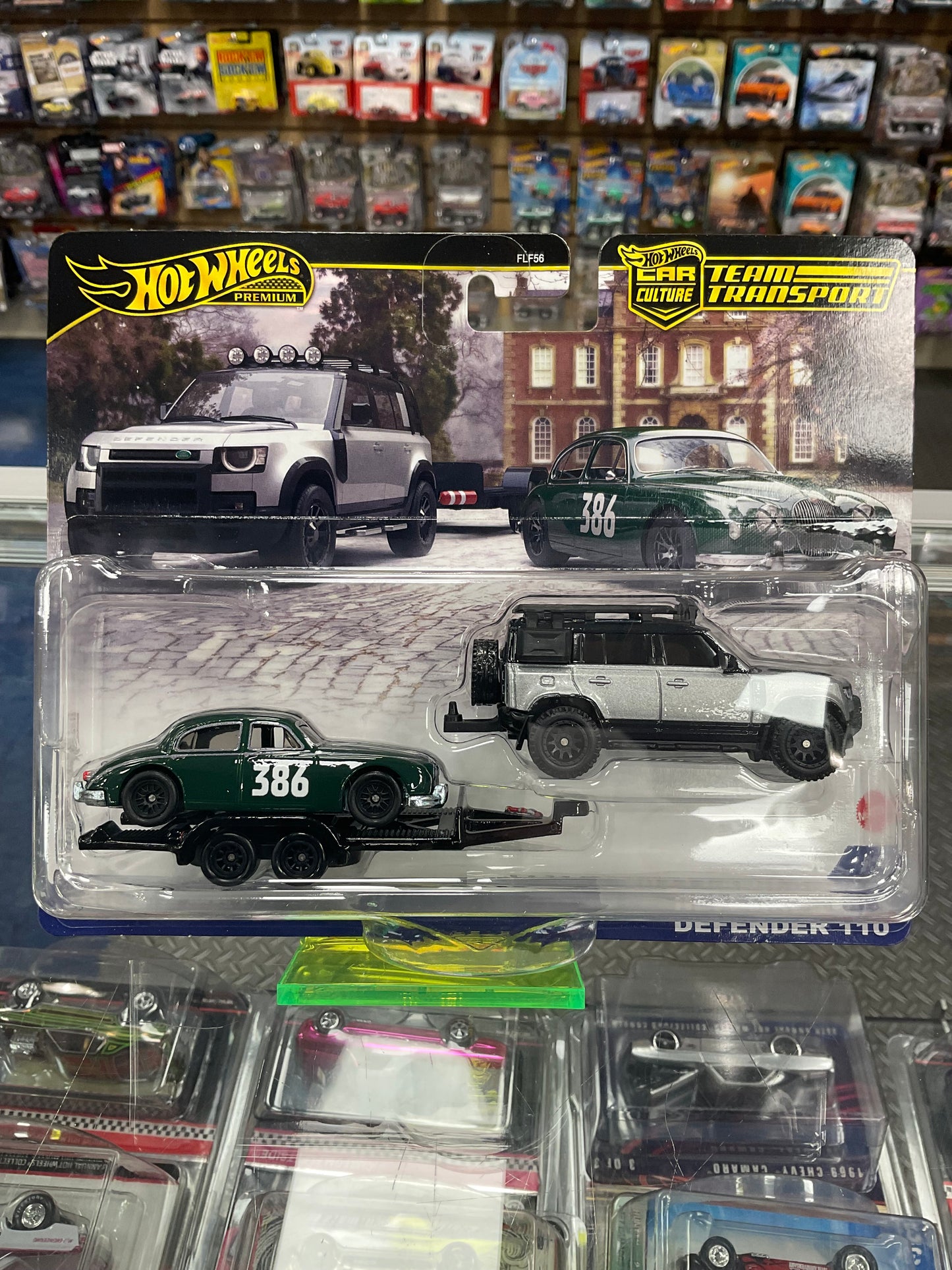 Hot wheels Team Transport set E Lamborghini,Jaguar,and Toyota Corolla