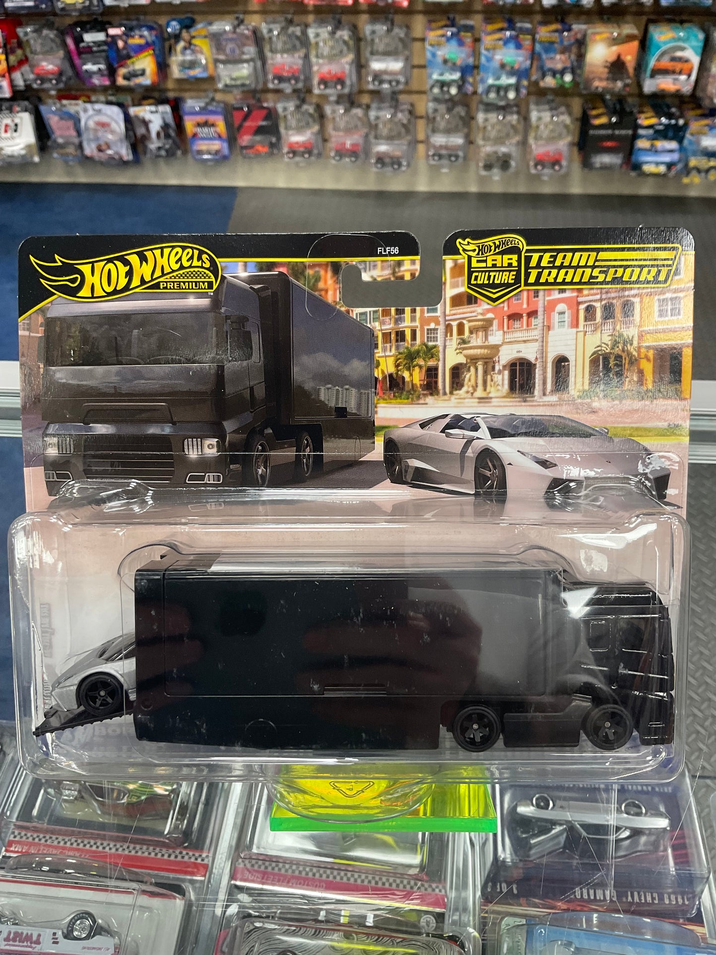 Hot wheels Team Transport set E Lamborghini,Jaguar,and Toyota Corolla