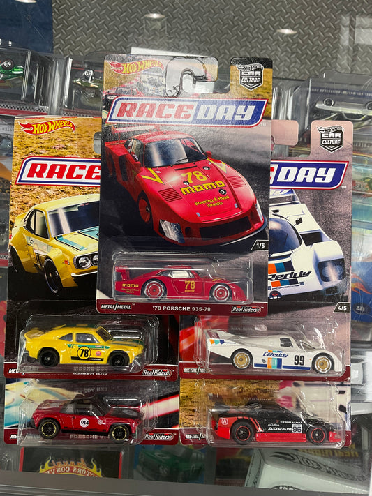 Hot Wheels Car Culture Race Day 2016 Set of 5