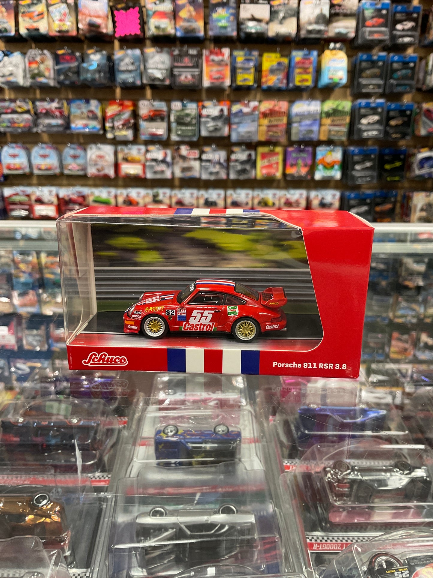 Schuco Porsche 911 RSR 3.8 Castrol Red