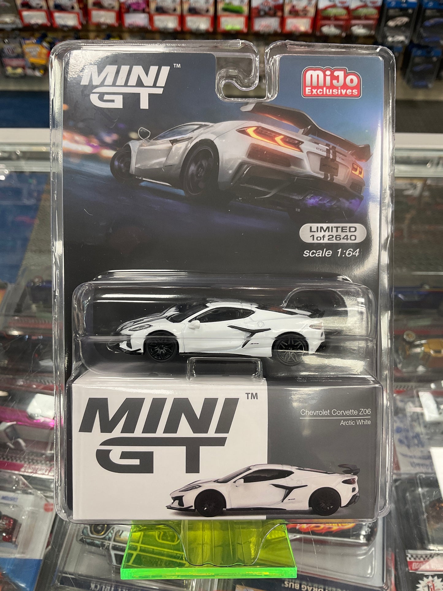 MiniGT 677 Chevrolet Corvette Z06 Arctic White – Diecastz