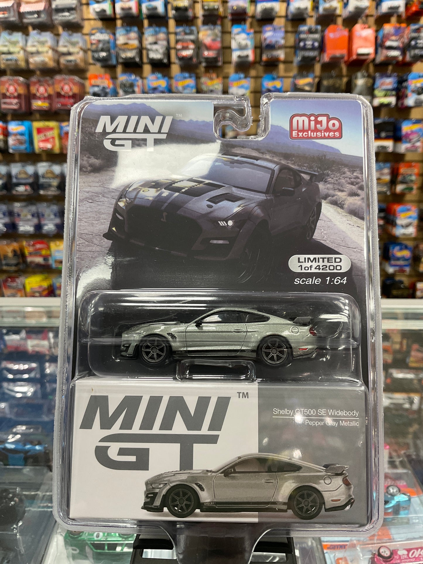 MiniGT 615 Shelby GT500 SE Widebody Pepper Gray Metallic