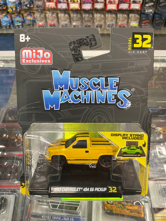 Muscle machines MIJO Exclusive 1993 Chevrolet 454 SS Pickup yellow