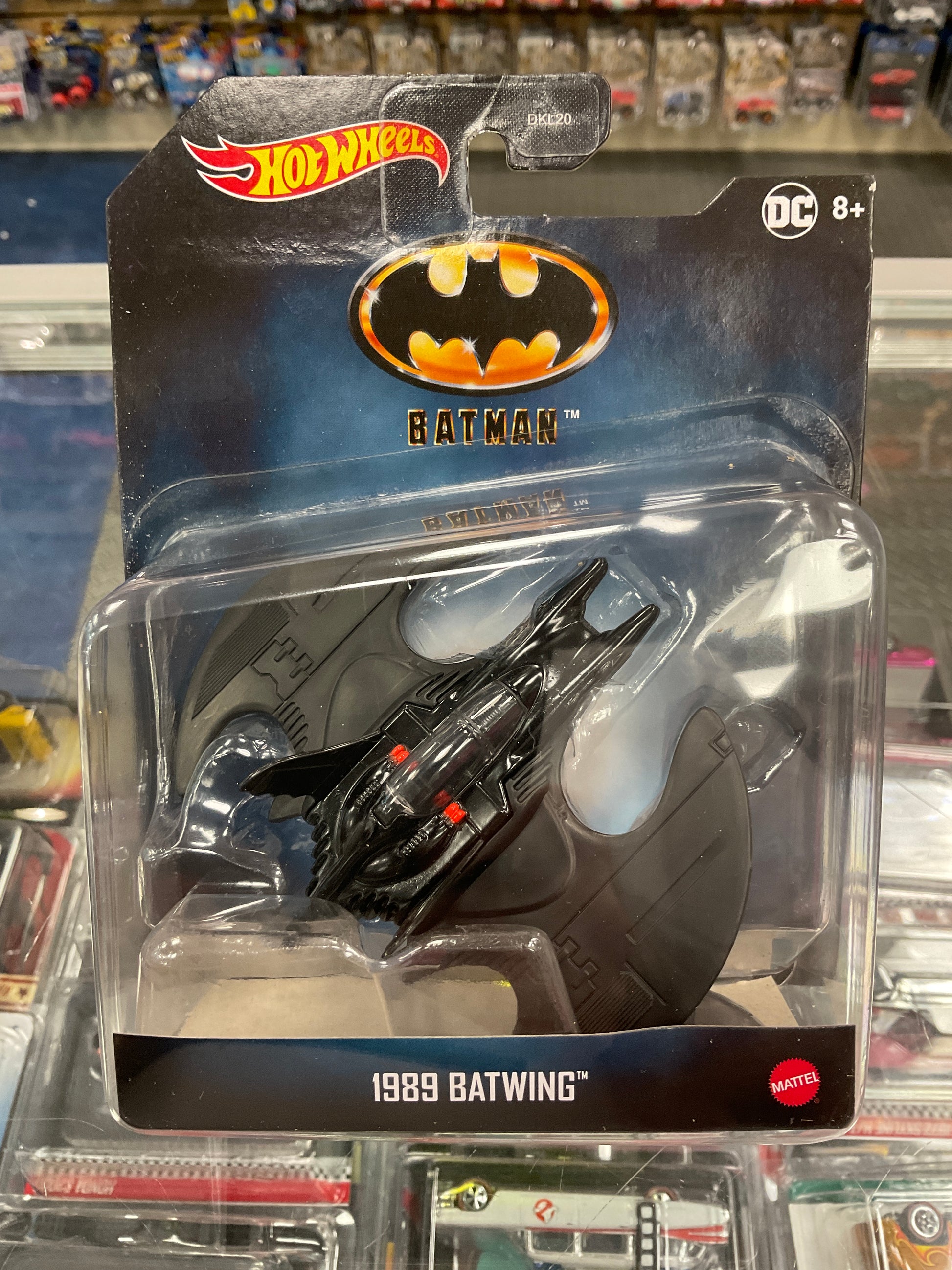 Hot Wheels Batplane Batman Batwing - Gris - 1:64 | Cuotas sin interés Hot Wheels Batplane Batman Batwing - Gris - 1:64 | Cuotas sin interés
