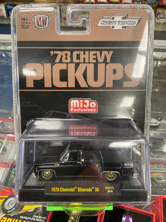 M2 Machines 78 Chevy Pickup Black Silverado 30 Dually