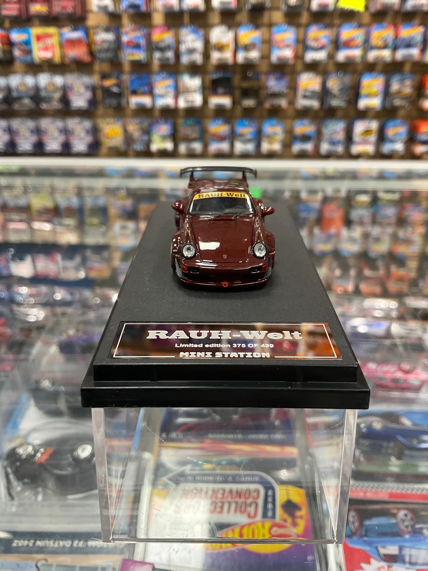 MiniStation RWB 964 Maroon