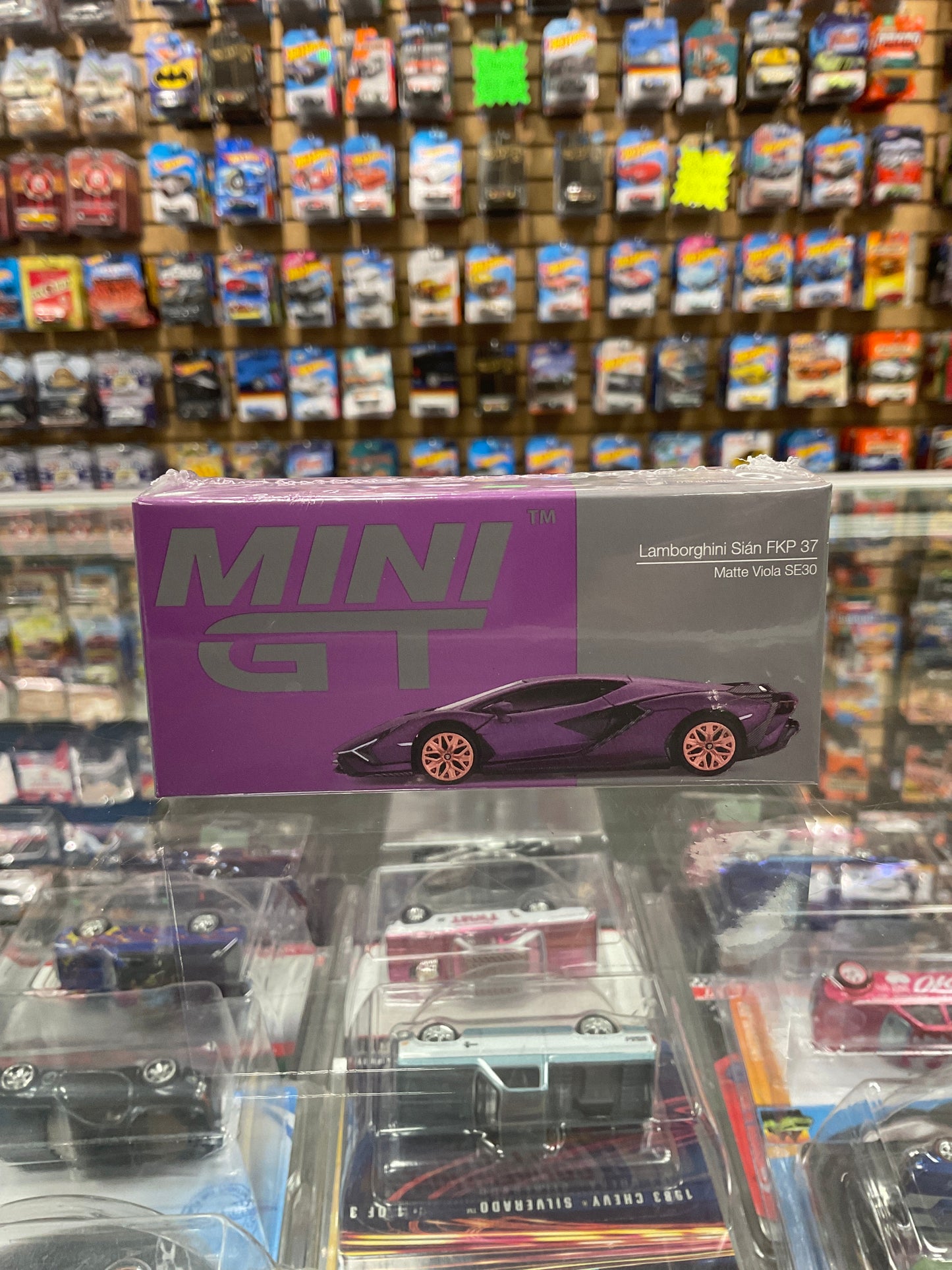 MiniGT 588 Lamborghini Sián FKP 37 Matte Viola SE30 Hong Kong Exclusive