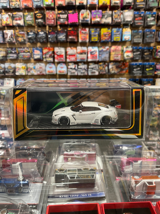 Error404 Libert Walk Nissan GT-R R35 white