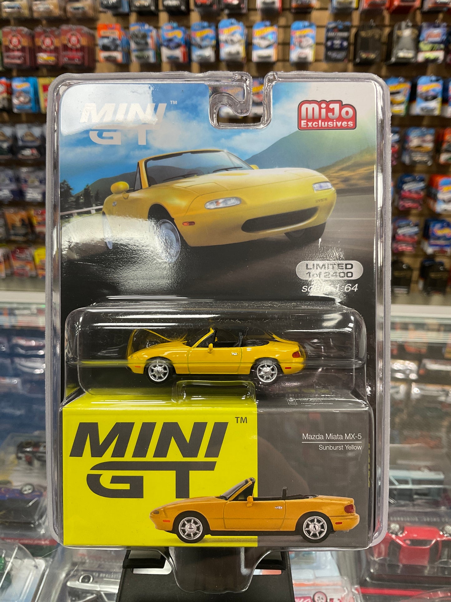 MiniGT 392 Mazda Miata MX-5 Sunburst Yellow