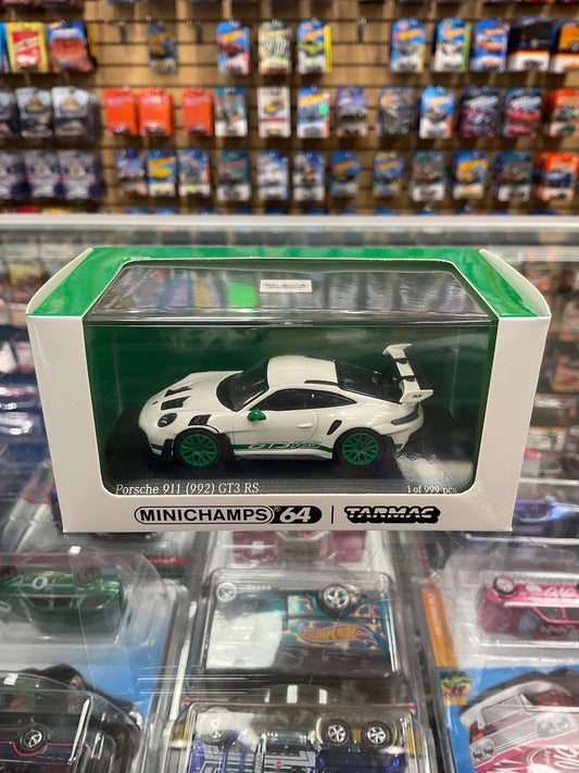 Minichamps64 Tarmac Porsche 911 (992) white&green limited to 999