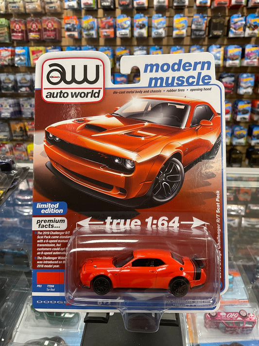 AutoWorld Modern Muscle 2019 Dodge Challenger R/T Scat Pack Tor Red