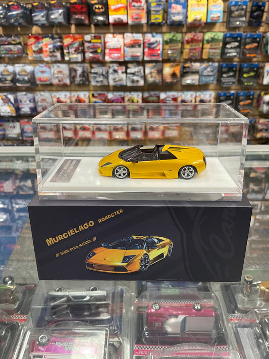 Car lounge Lamborghini Murciélago Roadster Yellow resin ltd to 299