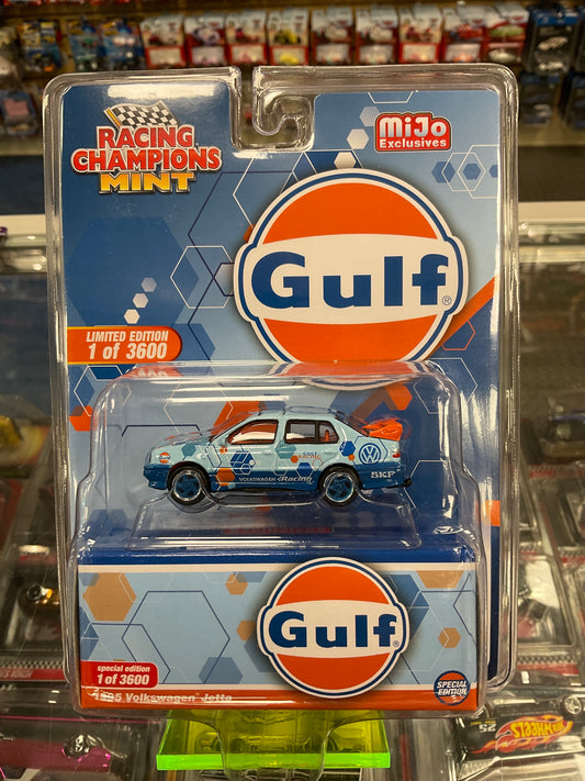 Racing Champions Mint Gulf 1995 Volkswagen Jetta