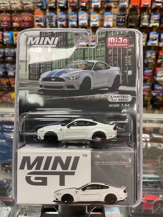 MiniGT 646 Ford Mustang GT LB-Works white