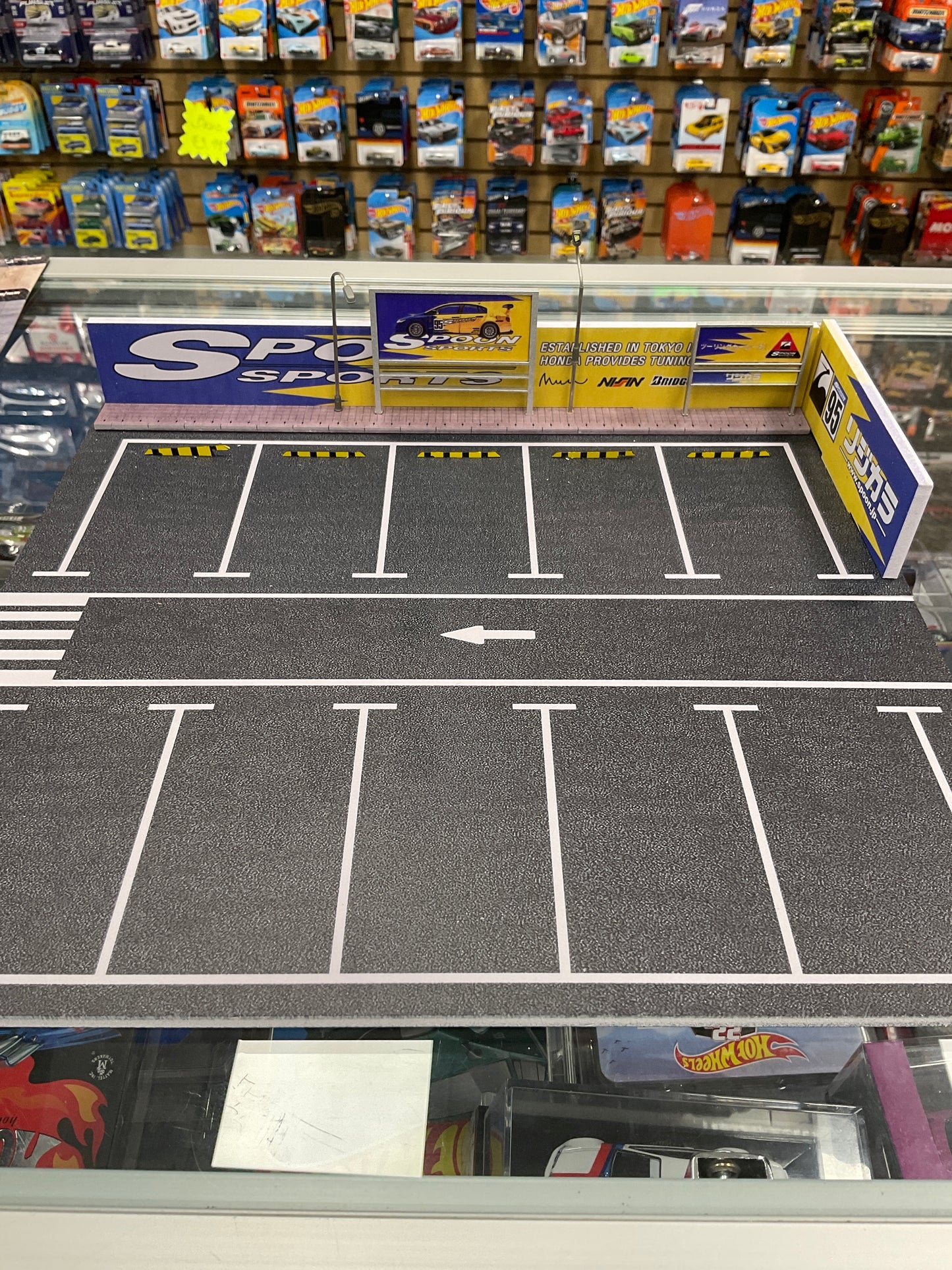 MoreArt Diorama Spoon Parking Lot with working lights