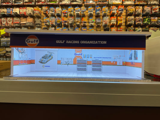 MoreArt Gulf Garage Diorama with lights